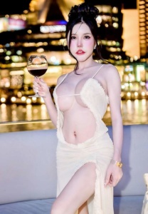 Sarika-Rasantiya-สายดื่ม