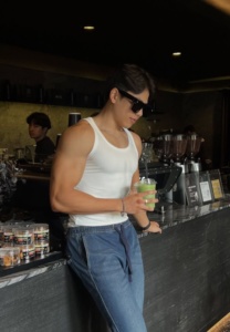 Apicha Amp-009-Beautiful