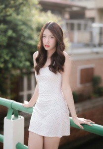 K.Chokejindachai-009-Pretty