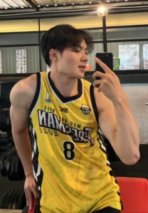 Bas kittisak-002-Delightful