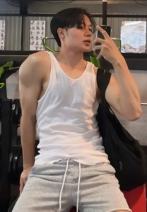 Bas kittisak-009-Charming