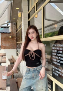 Anita Bunpan-018-Pretty