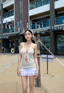 Cher Ly-017-Adorable