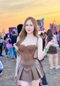 Parn Chuleekorn-005-Sweet