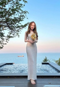 Parn Chuleekorn-007-Fabulous