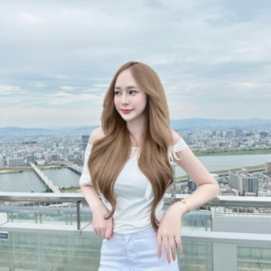 Parn Chuleekorn-015-Graceful