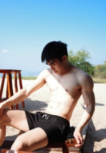 Surasit.a-013-Gorgeous