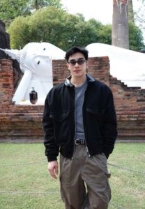 Surasit.a-019-Radiant