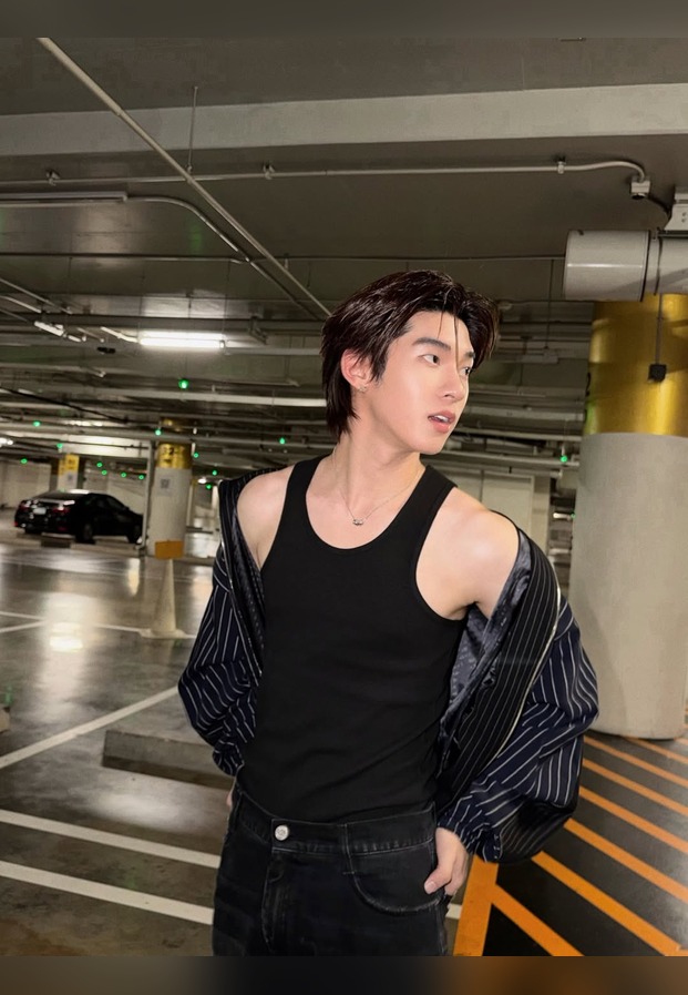 TeeTee Wanpichit ในลุคสปอร์ตแฟชั่น